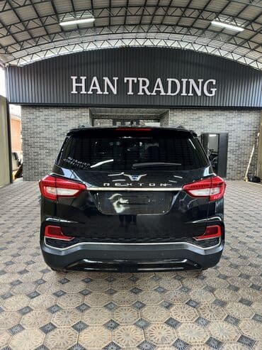 срочно продаю в связи с переездом: Ssangyong Rexton: 2018 г., 2.2 л, Автоматические, Дизель, Внедорожник — 4