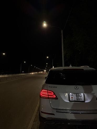 Продажа авто: Mercedes-Benz GLE-Class: 2018 г., 3.5 л, Автомат, Бензин, Кроссовер — 3
