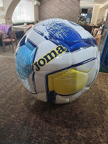 Продаю футбольные мячи Joma, производства Пакистан. Глянцевые. Цена