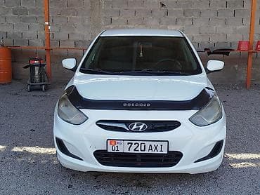 roewe ei5: Hyundai Solaris: 2013 г., 1.6 л, Механика, Бензин, Седан — 3