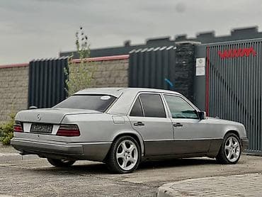 bmw e34 touring: Mercedes-Benz W124: 1992 г., 2.3 л, Механика, Седан — 4