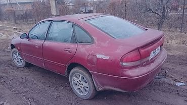 Mazda 626: 1992 г., 2 л, Механика, Бензин, Лифтбек