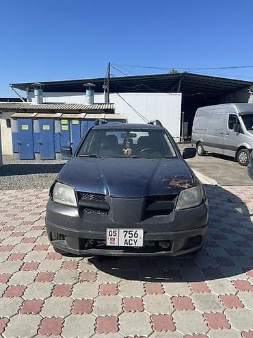 Унаа: Mitsubishi Outlander: 2003 г., Кол менен иштөөчү, Кроссовер — 1