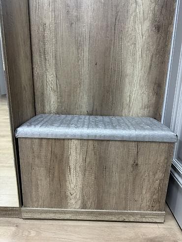 Кресла: Прихожая модульная из ЛДСП под дерево с мягкой скамьей, зеркалом и — 2