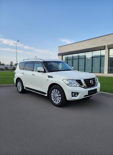 Автомобиль с кожаным салоном и богатой комплектацией. РАЗУМНЫЙ ТОРГ