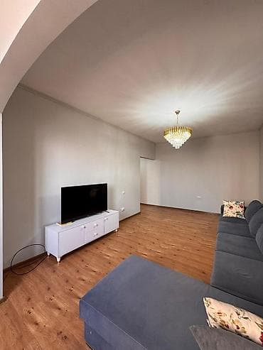 group: 2 комнаты, 53 м², 106 серия улучшенная, 1 этаж, Косметический ремонт — 9