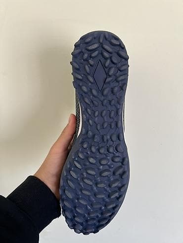 футбольные бутсы сараканошки: Сороконожки adidas F50 Состояние: новые Размер: 44 Цена 1190 Лёгкие — 4