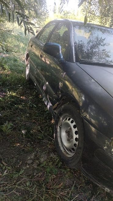cdi 2 7: Mitsubishi Carisma: 2002 г., Автомат, Седан — 3
