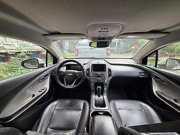 Chevrolet Volt: 2011 г., 1.4 л, Автомат, Гибрид, Хэтчбэк — 7