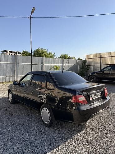 машины на кредит: Daewoo Nexia: 2011 г., Седан — 3