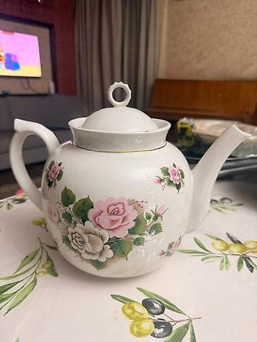 фильтр чайник: Фарфоровый заварочный чайник с цветочным декором 🌸 - Материал — 1