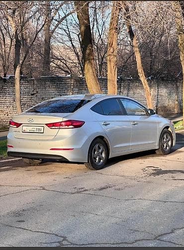 elantra luxe: Hyundai Elantra: 2019 г., Автомат, Газ, Седан — 5
