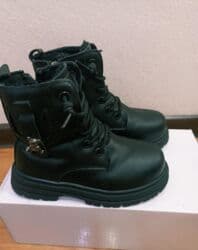детская зимняя обувь капика: Зимние,размер 29
кожа покупали за 3500
в отл.сост — 1