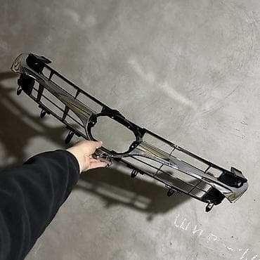 сиденья nexia: Решетка радиатора Toyota — 1