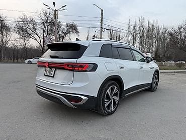 tesla 3: Volkswagen ID.6: 2022 г., Электромобиль — 2