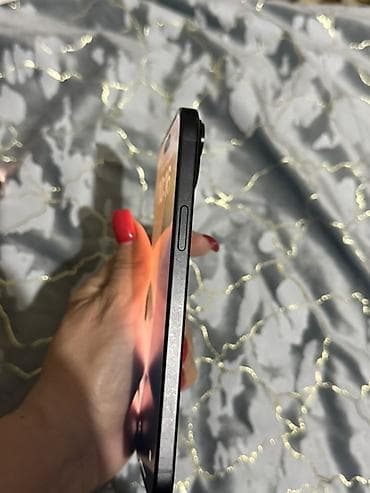 tab a9: IPhone 15 Plus, Б/у, 128 ГБ, Черный, 77 % — 4