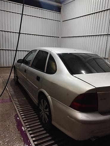 legacy b4: Opel Vectra: 2000 г., Механика, Бензин, Седан — 2