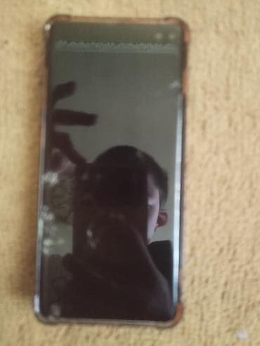 samsung galaxy a70: Samsung Galaxy S10, цвет - Зеленый — 3