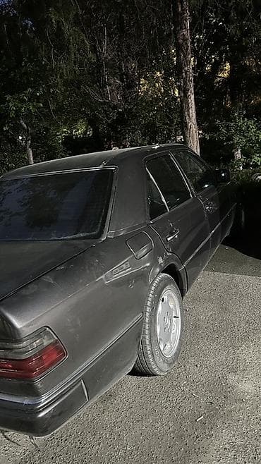 2 2 cdi: Mercedes-Benz W124: 1992 г., 2.3 л, Ручные, Бензин, Седан — 3