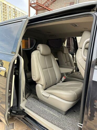 купить авто в рассрочку без первоначального взноса без банка: Kia Carnival: 2019 г., Дизель, Минивэн — 7