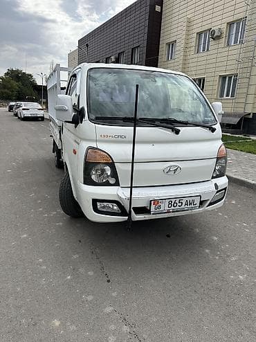 жак бу: Hyundai Porter: 2017 г., 2.5 л, Кол менен иштөөчү, Дизель, Пикап — 2