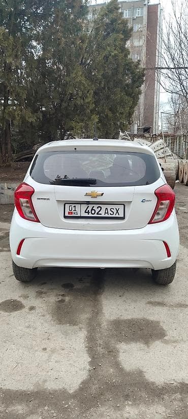 mazda premacy: Chevrolet Spark: 2017 г., Вариатор, Бензин — 5