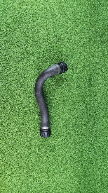 блок предохранителей: Патрубок Е53 х5 рестайлинг С двигателем N62 17 12 7 509 — 1