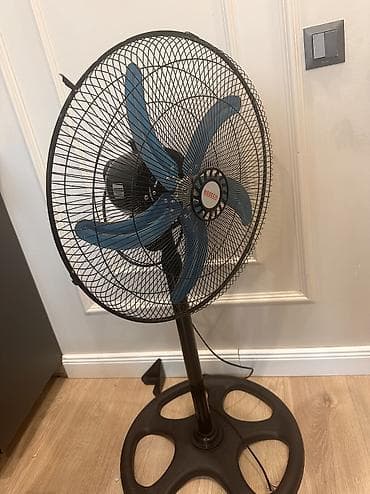 Вентилятор б/у в рабочем состоянии