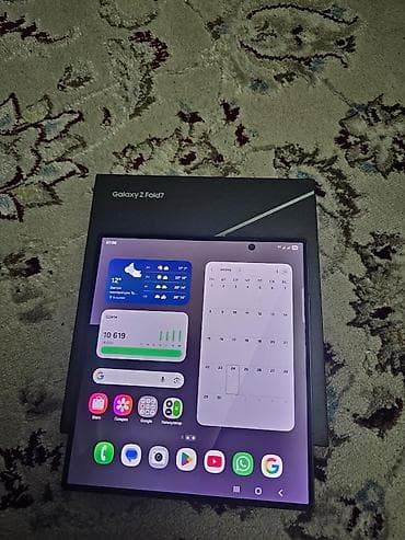 Samsung Galaxy Z Fold7, Б/у, 256 ГБ, цвет - Черный, 1 SIM