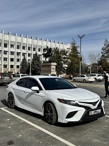 camry 2000: Toyota Camry: 2018 г., 2.5 л, Автомат, Бензин, Седан — 2