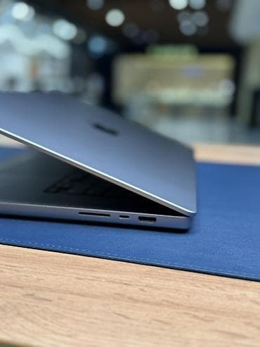 Ноутбуки: Ноутбук Apple (MacBook) 16 скрин ", M1 Pro, 2021 год, ОЗУ, RAM: 32 ГБ — 6