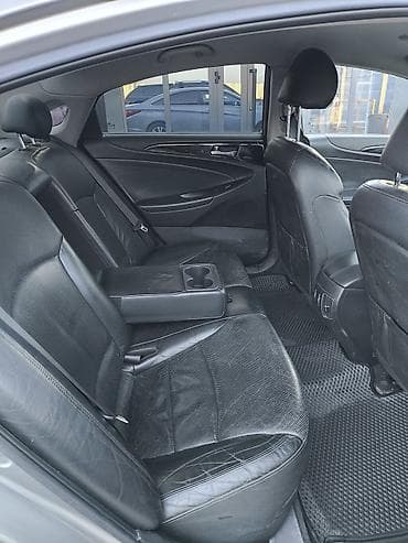 lada 2113: Hyundai Sonata: 2010 г., 0.2 л, Автомат, Бензин, Седан — 5