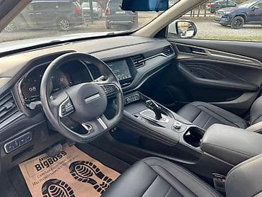 салон gx: Haval F7, белый кроссовер Основные характеристики: - Кузов: 5‑дверный — 6
