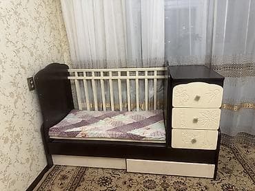 перегородка для детей: Детская кроватка-бортик (трансформер) + комод-пеленатор Подходит до 7 — 1