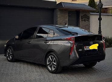 byd e7: Toyota Prius: 2018 г., 1.8 л, Вариатор, Гибрид, Лифтбек — 3