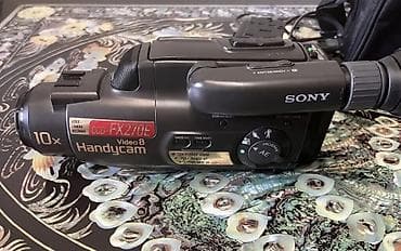 видеокамеры sony: Видеокамера Sony Handycam CCD‑FX270E (PAL), формат записи Video8 — 2
