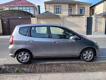 hond: Honda Jazz: 2008 г., 1.3 л, Механика, Бензин, Хэтчбэк — 2