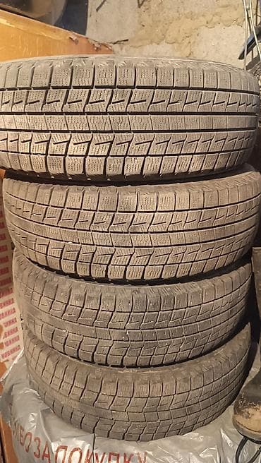 Комплект зимних шин Bridgestone Blizzak (4 штуки) - Тип: зимние — 2