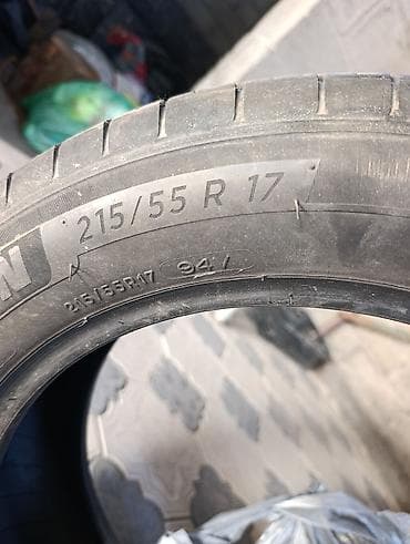 Летняя шина 215/55 R17 94V. Характеристики: состояние отличное -