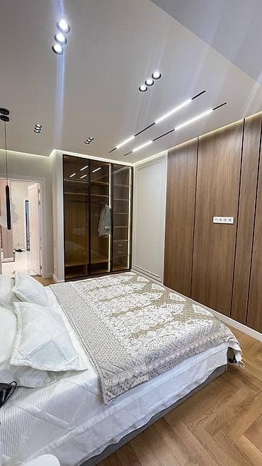 квартира с мебелью: 3 комнаты, 80 м², 8 этаж — 4