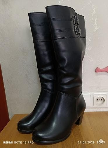 сумки женские бу: Сапоги, 39, Новый, цвет - Черный — 3