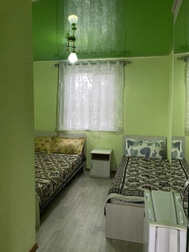 снять в аренду комнату в общежитии: 30 кв. м, Эмереги менен — 1