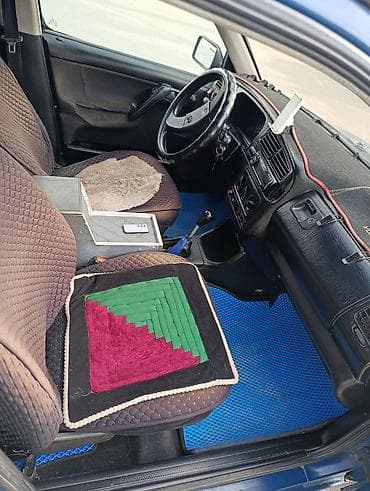 9: Volkswagen Vento: 1995 г., 1.9 л, Механика, Дизель, Седан — 5