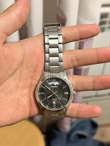 casio edifice: Часы Casio на металлическом браслете. - Классический аналоговый — 1