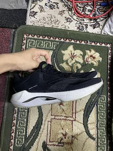 гелевые стельки: Мужские кроссовки, 43, Новый, цвет - Черный, Самовывоз, Платная доставка — 1