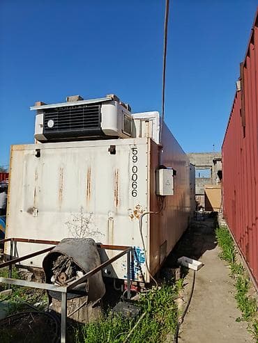 холодильные витрины: Изотермический рефрижераторный фургон-камера в отличном состоянии — 3