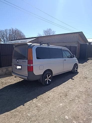 Honda Stepwgn: 2001 г., 2 л, Газ, Минивэн