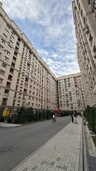 8: 1 комната, 38 м², Азия Молл Элитка, 11 этаж, Евроремонт — 1