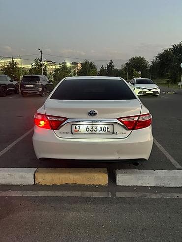 Продажа авто: Toyota Camry: 2016 г., Гибрид, Седан — 4