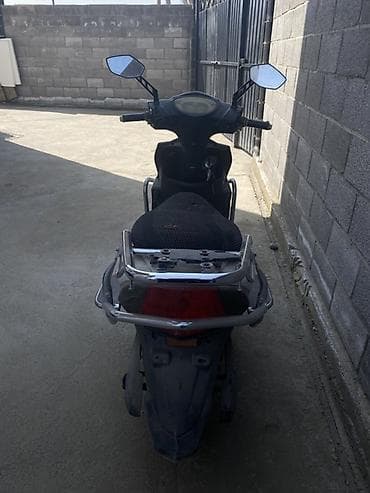 Кумурска мотороллер: Скутер/мопед, белый, с защитными дугами и багажными площадками - Тип — 2